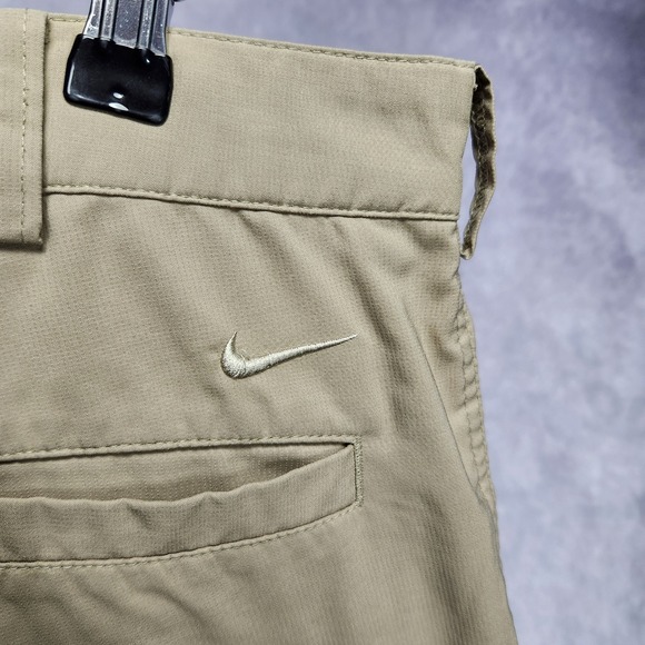 Nike Golf Dri-FIT Men's 34 Khaki Tan Cargo Shorts‎ Golfing Athletic - Picture 4 of 14